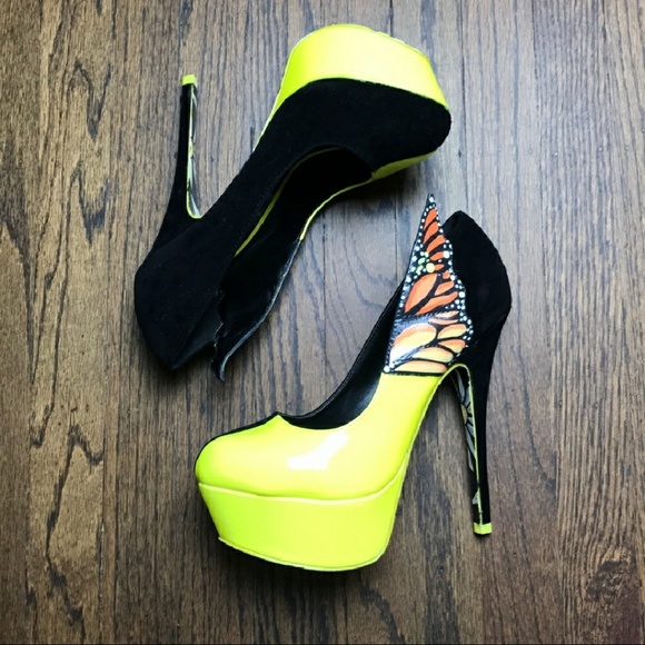 Hand Painted Heels - Picture 1 of 5